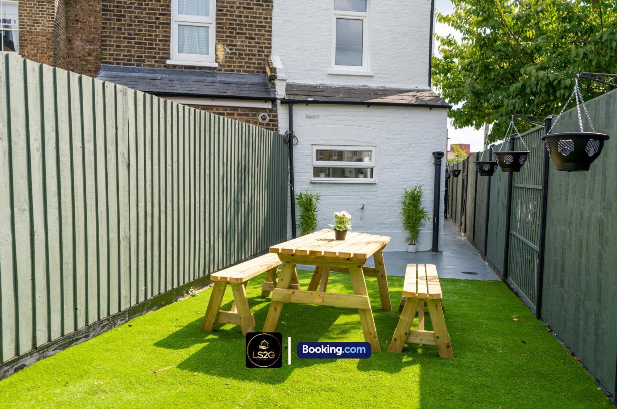 Stunning House By Ls2G Short Lets & Serviced Accommodation Greater London With Free Wifi Exteriér fotografie