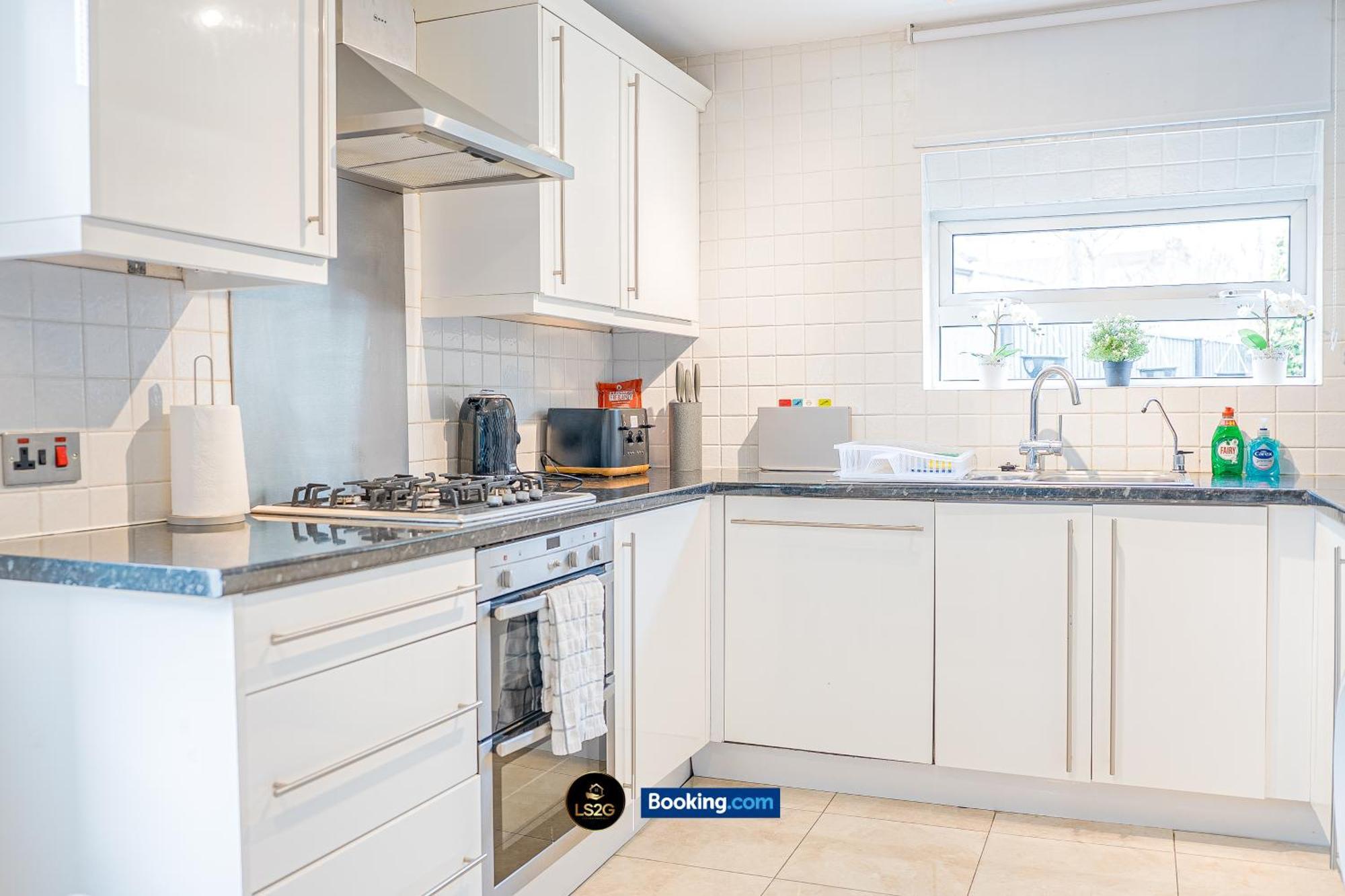 Stunning House By Ls2G Short Lets & Serviced Accommodation Greater London With Free Wifi Exteriér fotografie