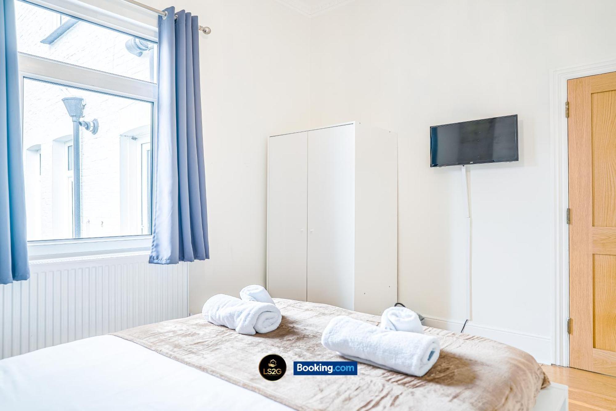 Stunning House By Ls2G Short Lets & Serviced Accommodation Greater London With Free Wifi Exteriér fotografie