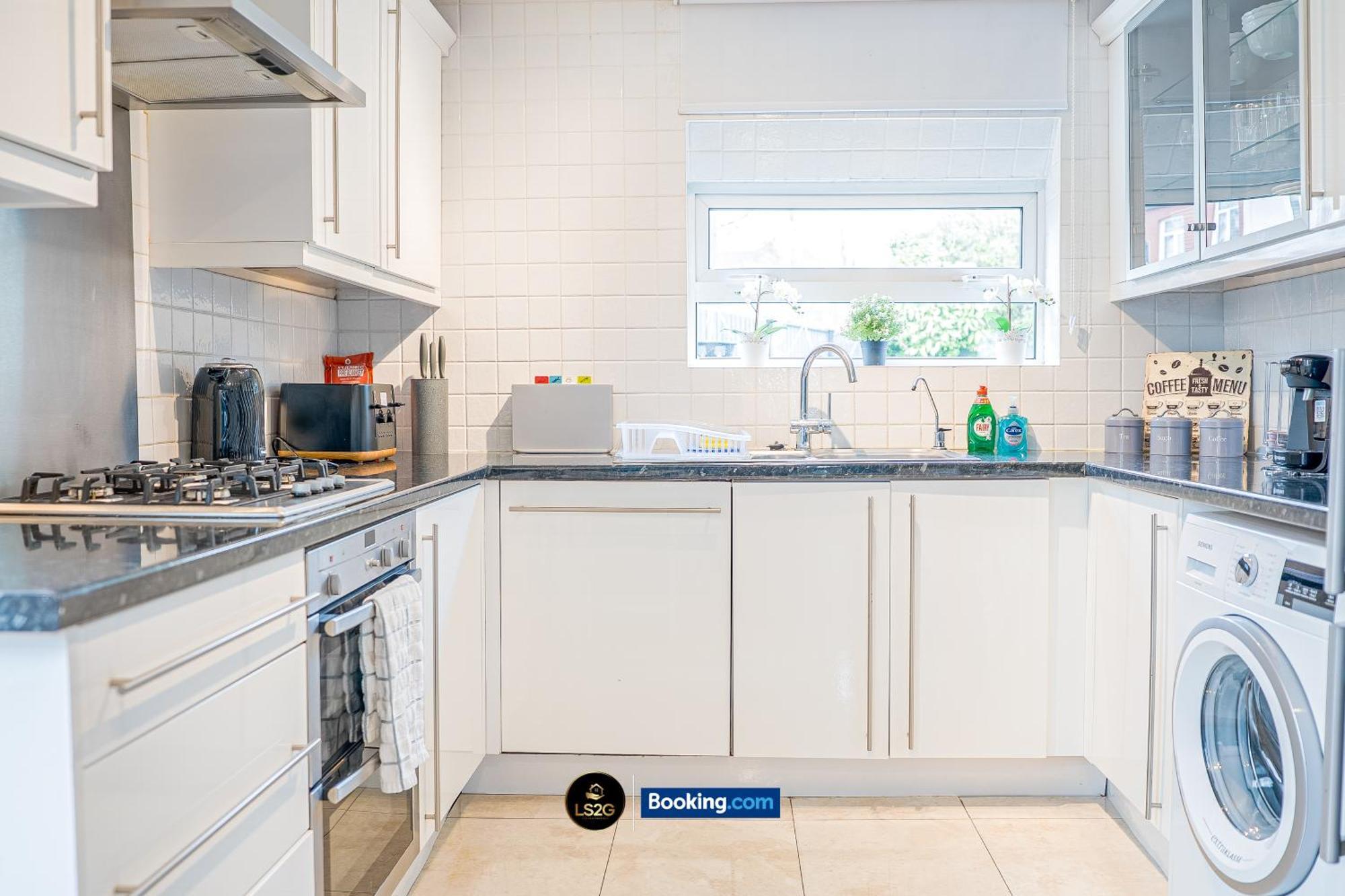 Stunning House By Ls2G Short Lets & Serviced Accommodation Greater London With Free Wifi Exteriér fotografie