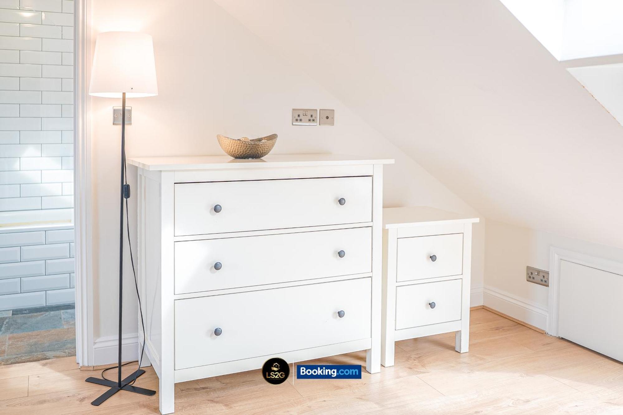 Stunning House By Ls2G Short Lets & Serviced Accommodation Greater London With Free Wifi Exteriér fotografie