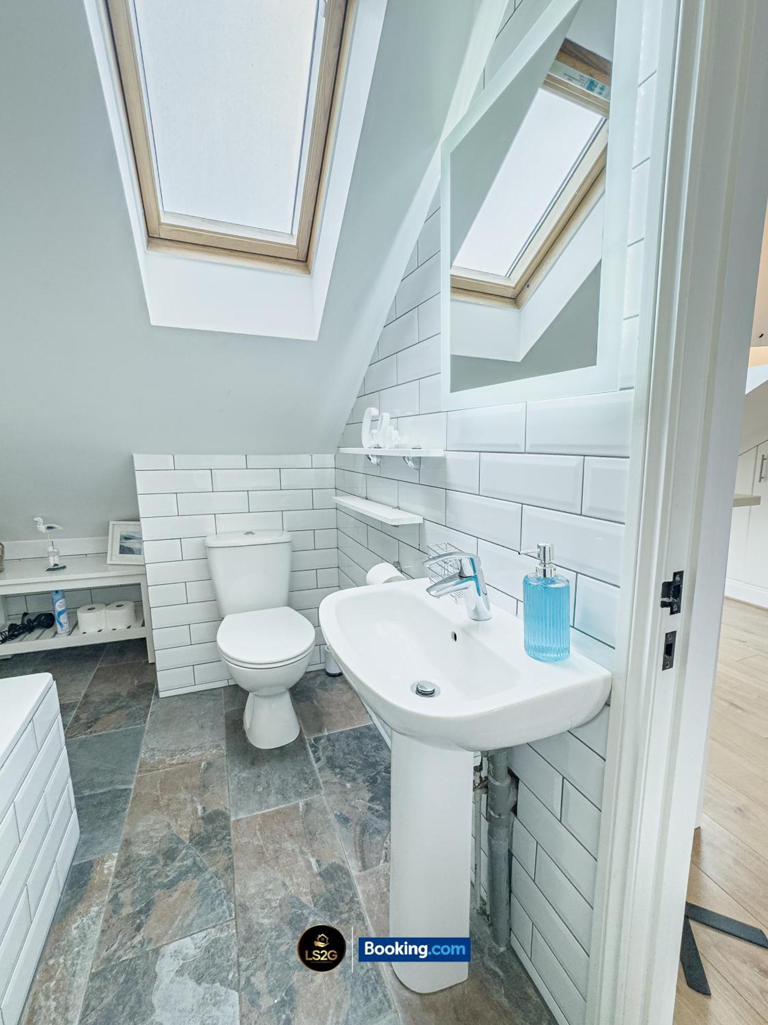Stunning House By Ls2G Short Lets & Serviced Accommodation Greater London With Free Wifi Exteriér fotografie