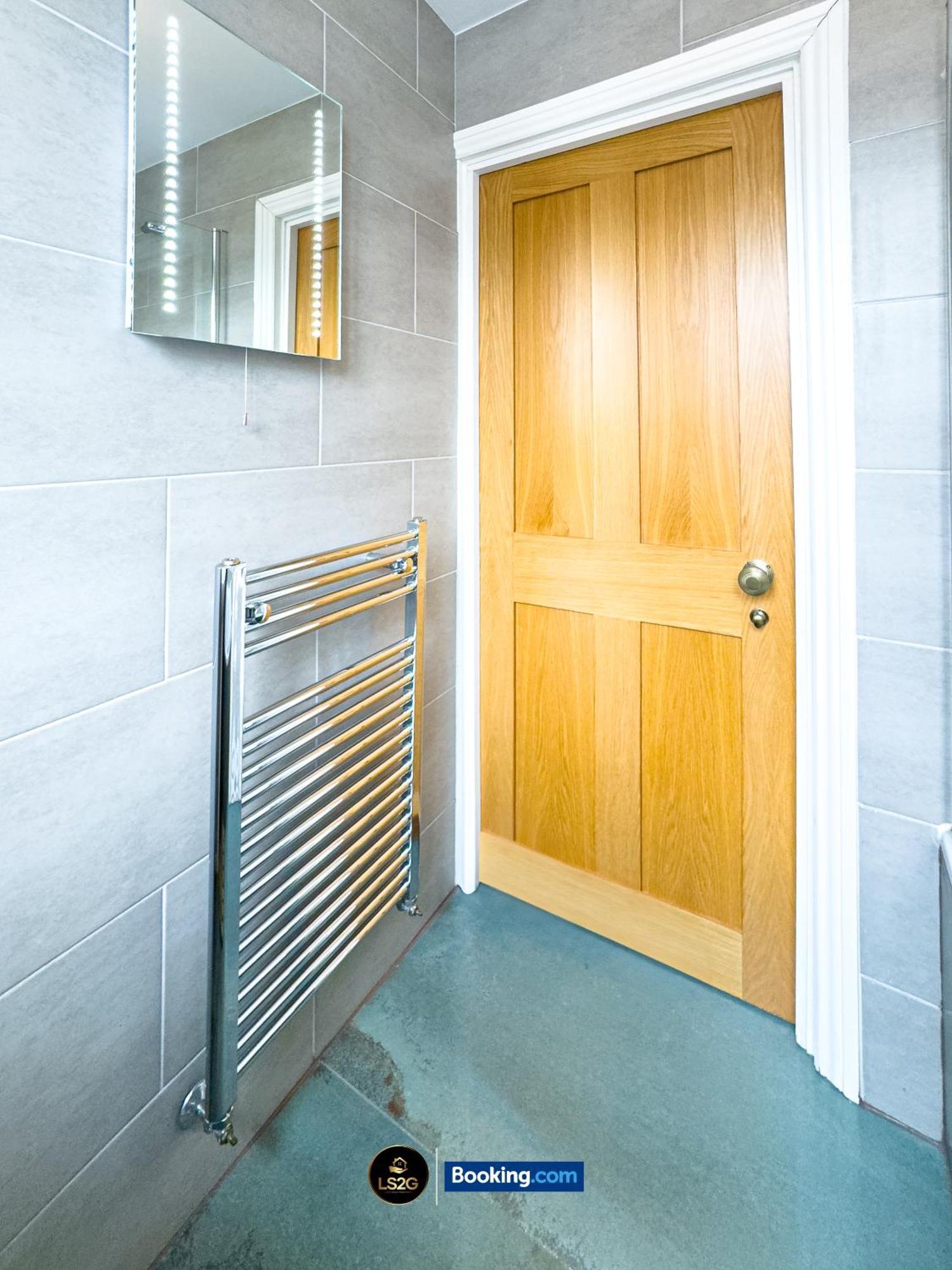 Stunning House By Ls2G Short Lets & Serviced Accommodation Greater London With Free Wifi Exteriér fotografie